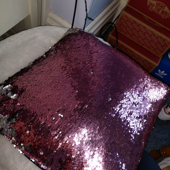 reversible sequence pillow - Picture 1 of 2